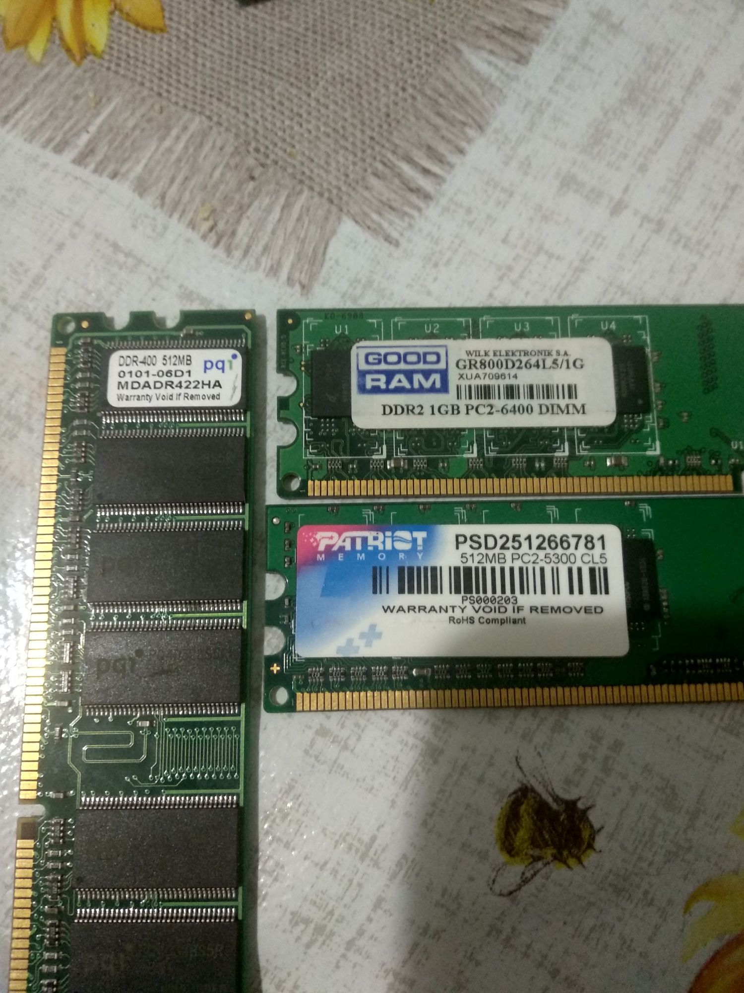 ОЗУ 512MB, DDR2-1GB для ПК и ноута, наш адрес Сайрам центр