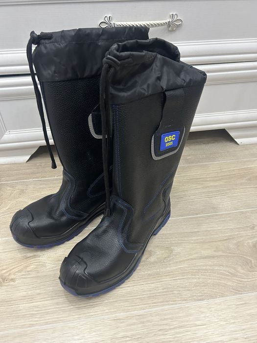 Спецобувь сатылады