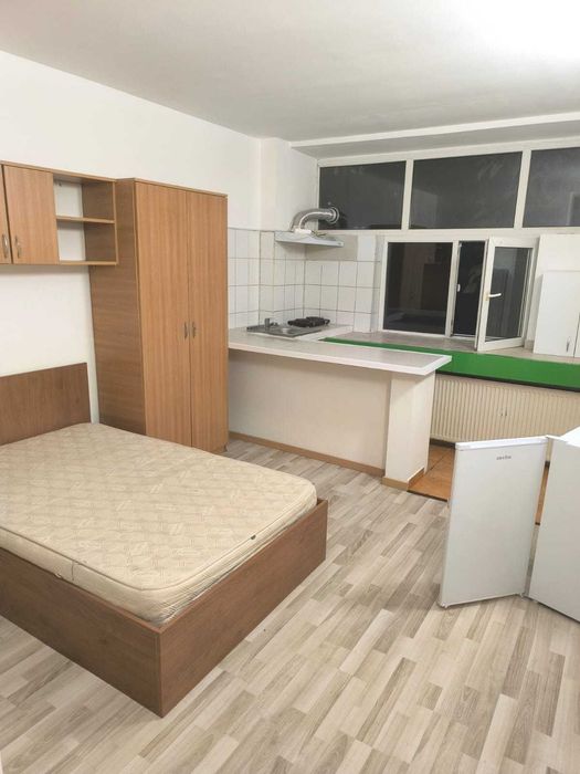 Garsoniera de inchiriat