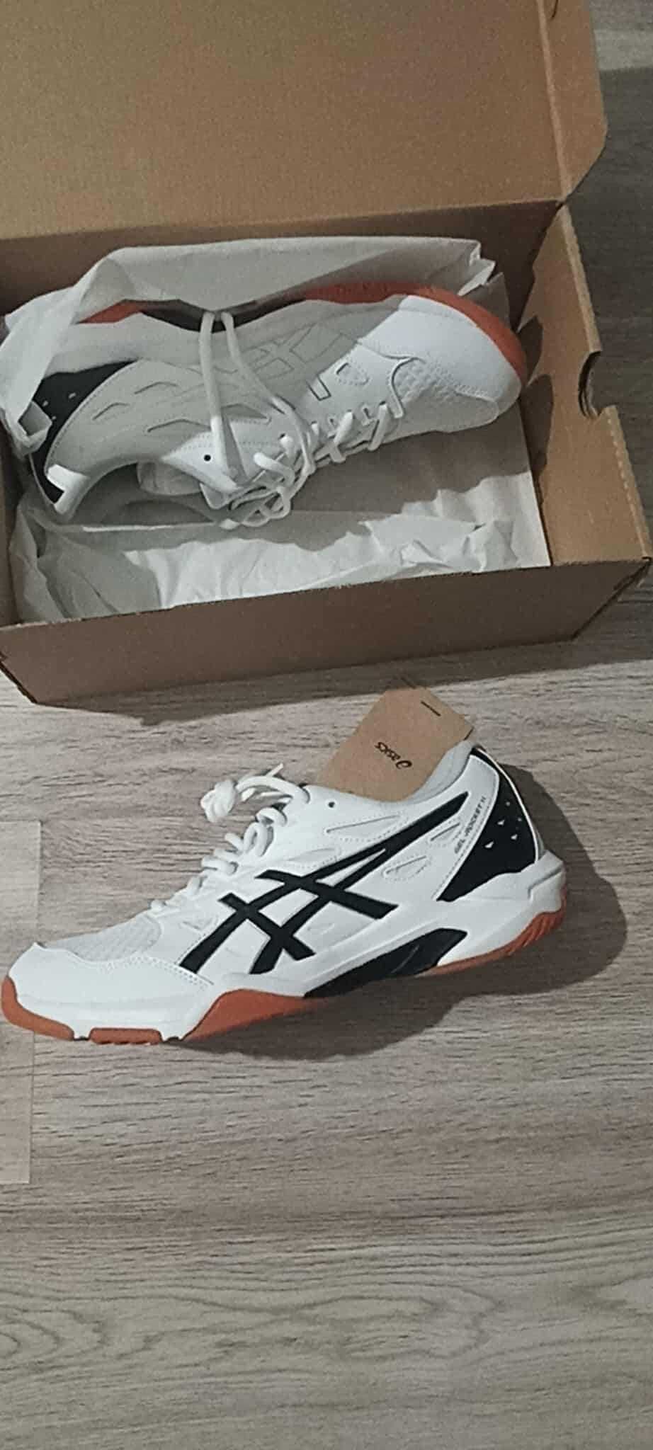 Мъжки маратонки за волейбол ASICS GEL-ROCKET 11 1071A091..101