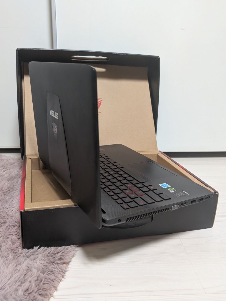 Laptop gaming ASUS ROG 15.6"; i7 Haswell, GeForce GTX 950M (GL552JX)