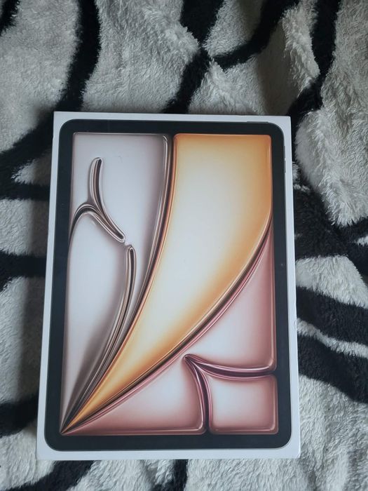 iPad Air 11-inch (M3)