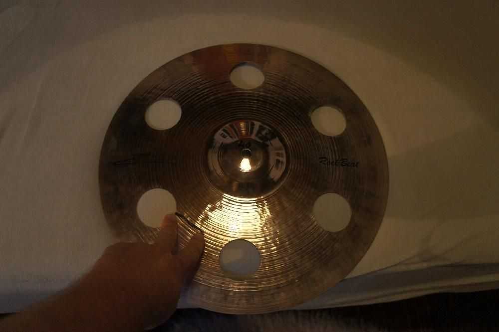 Cinel Zultan 16" Rock Beat Crash Holey