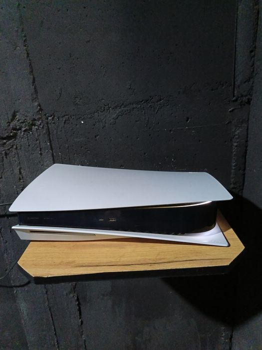 Playstation 5 Sotiladi