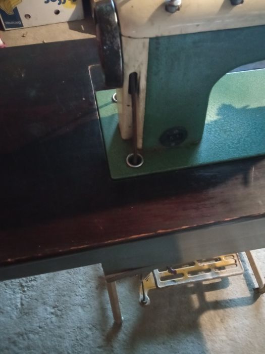 Mașină de cusut Ileana