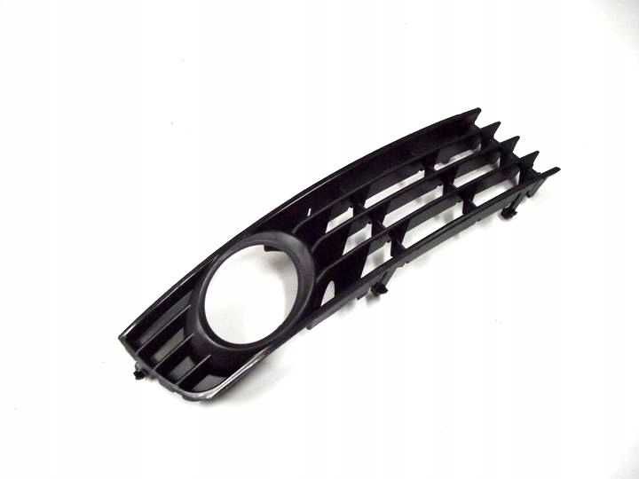 Grilă bară față st dr Audi A4 B6 2000–2004 cu locaș proiectoare ceață