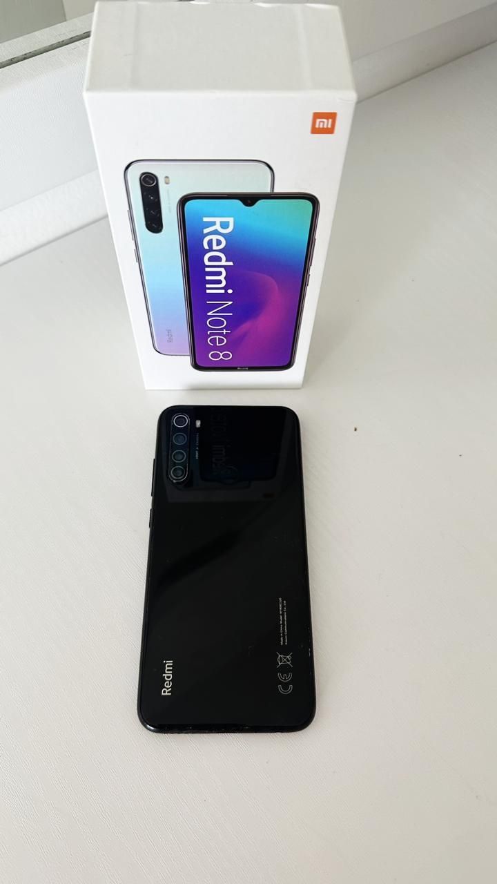 Продам смартфон состояние отличное