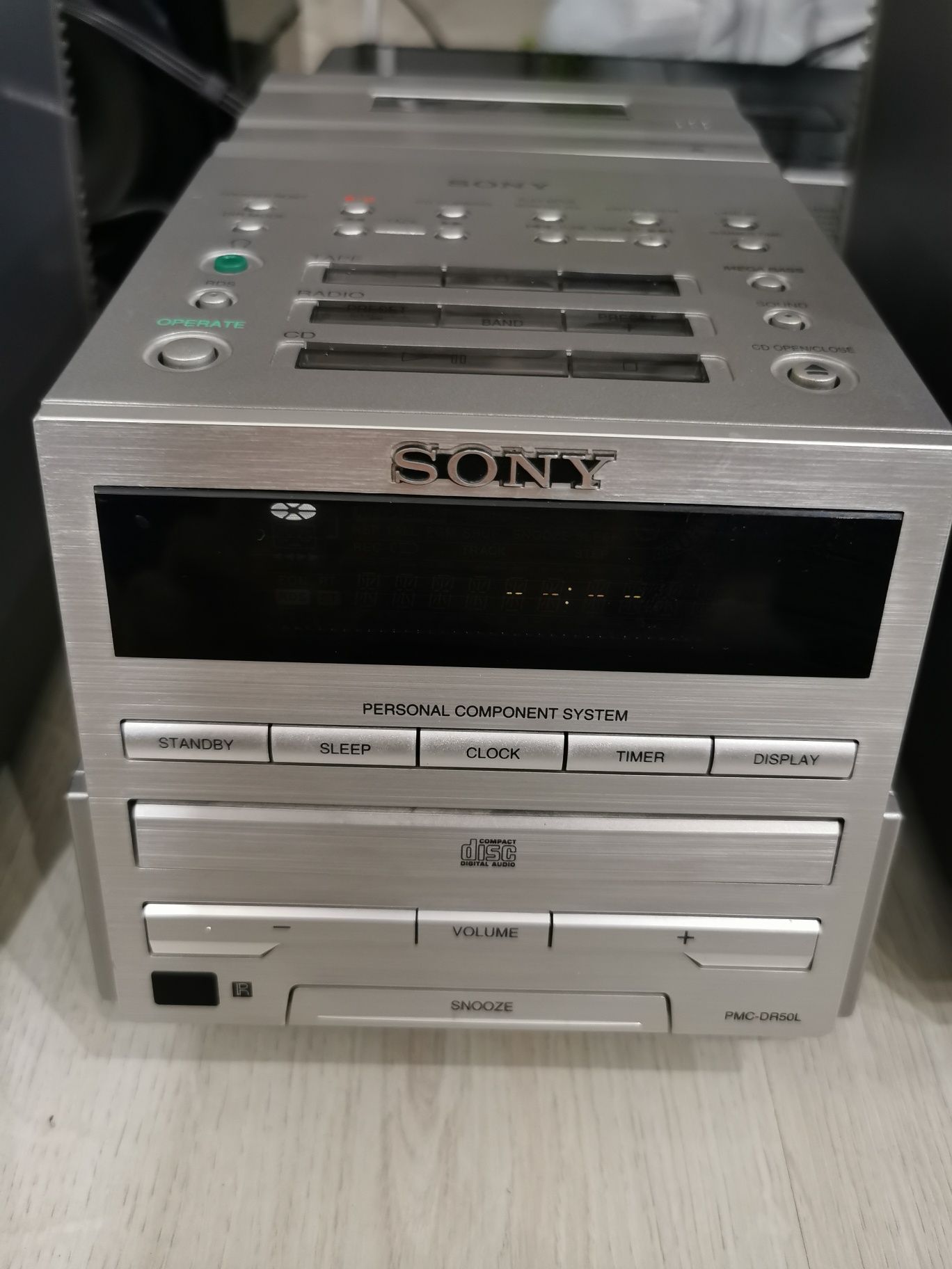Combina Sony PMC-DR50L cd radio casetă aux cu boxe active