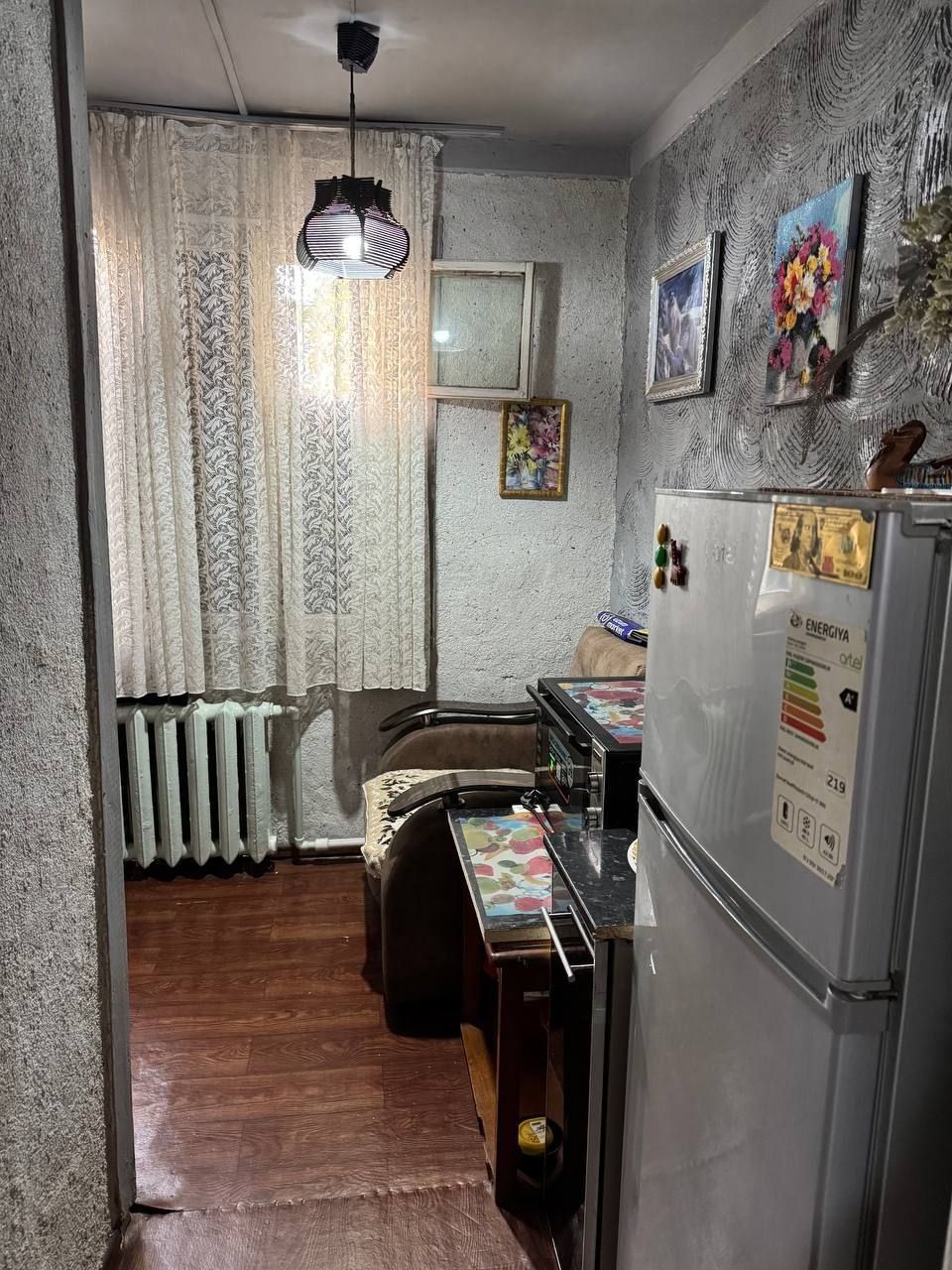 1 ком. квартира (1/2/2) в Спутник 8, Янгихает (Сергели). Дом дерево.