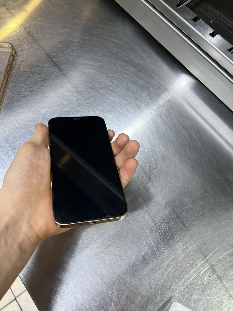Iphone 12Pro Gold