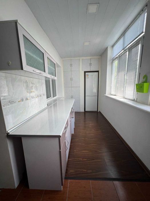 Uy sotiladi. 2 xonali 3 hona qilingan