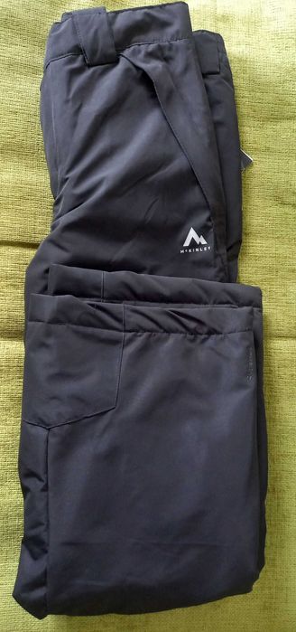 Детски зимен панталон.