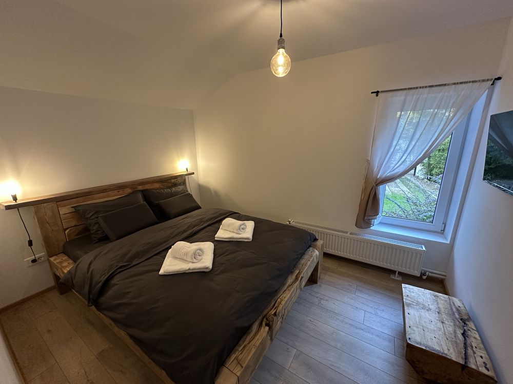 Cazare Casa TES - Camere de inchiriat, Vila, Cabana, Pensiune