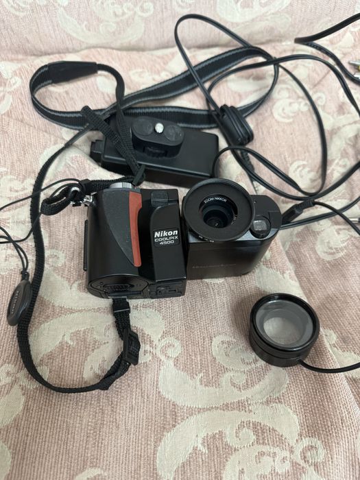 Nikon coolpix 4500