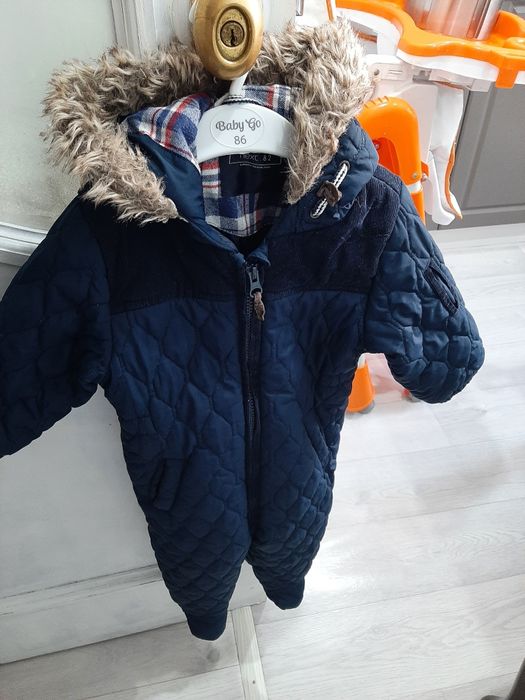 Продам комбинезон детский