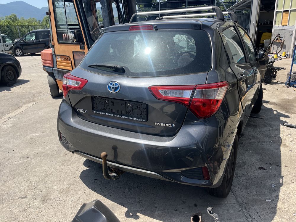 Toyota Yaris Hybrid 2020г ЗА ЧАСТИ!!