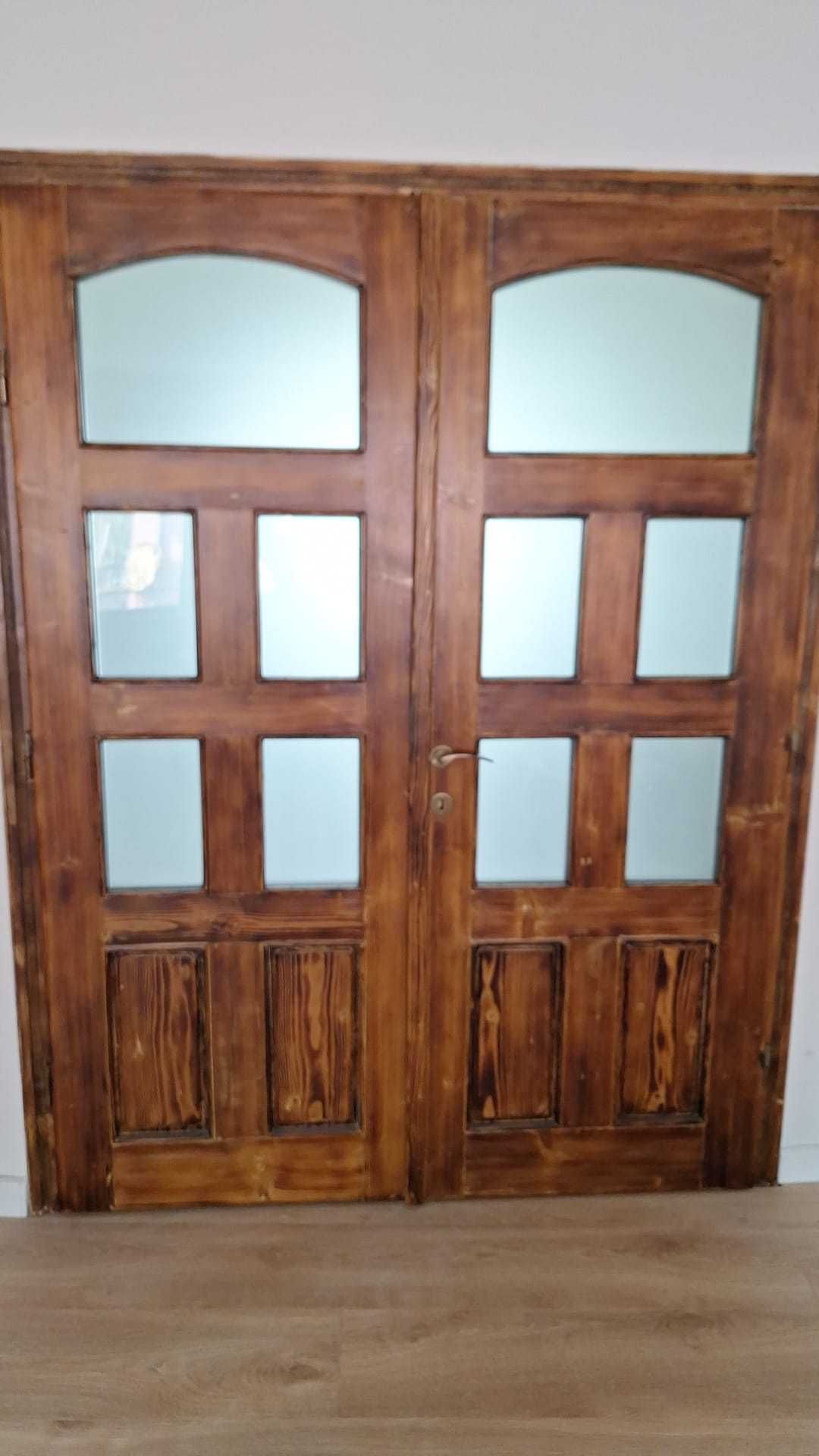Vand usi de interior din lemn