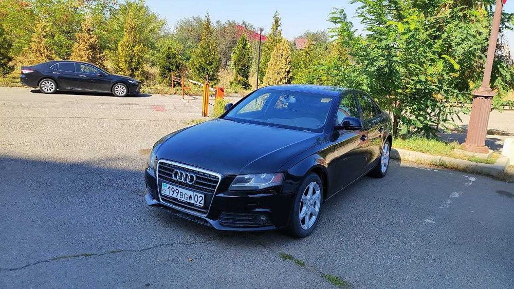 AUDI A4 2,0 турбо 2008 года