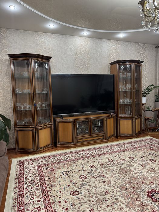 Продам горку стенку с подсветкой