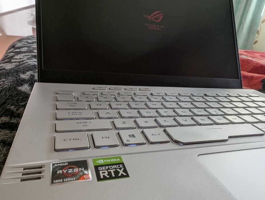 ASUS ROG Zephyrus G14 QHD 120Hz Ryzen 9 5900HS RTX 3060 6GB 32GB 1TB