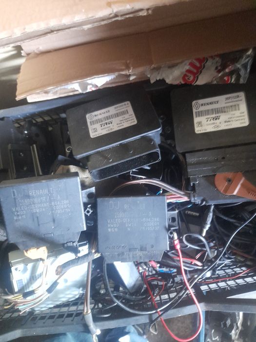 Megane 3 modul senzor parcare si alte piese