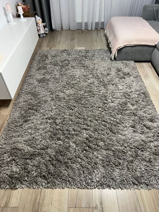 Covor ikea gri 2.5m X 1.7m si 1.5m X 60 cm
