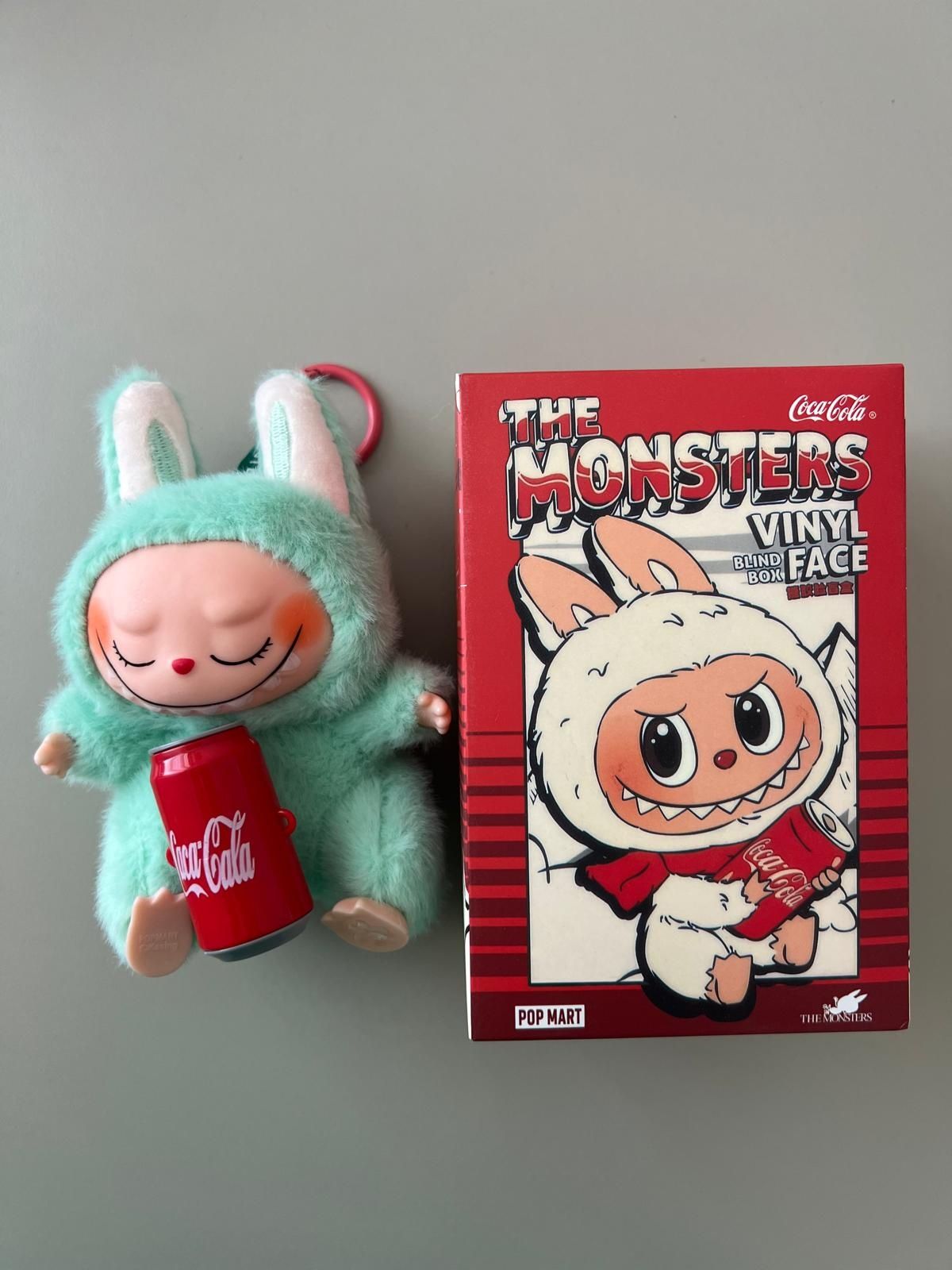 Labubu  surpriza - cocacola