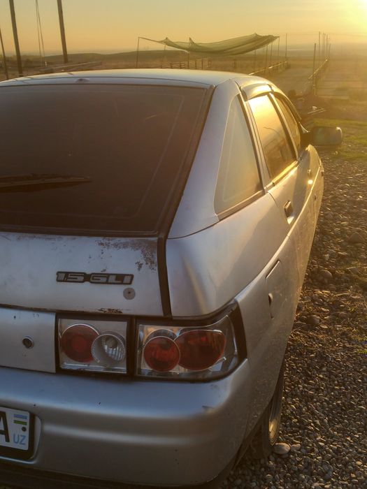 Срочно продаю машину 2112