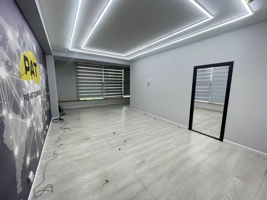 Аренда офиса в отдельно стоящем здании Метро Ойбек!!