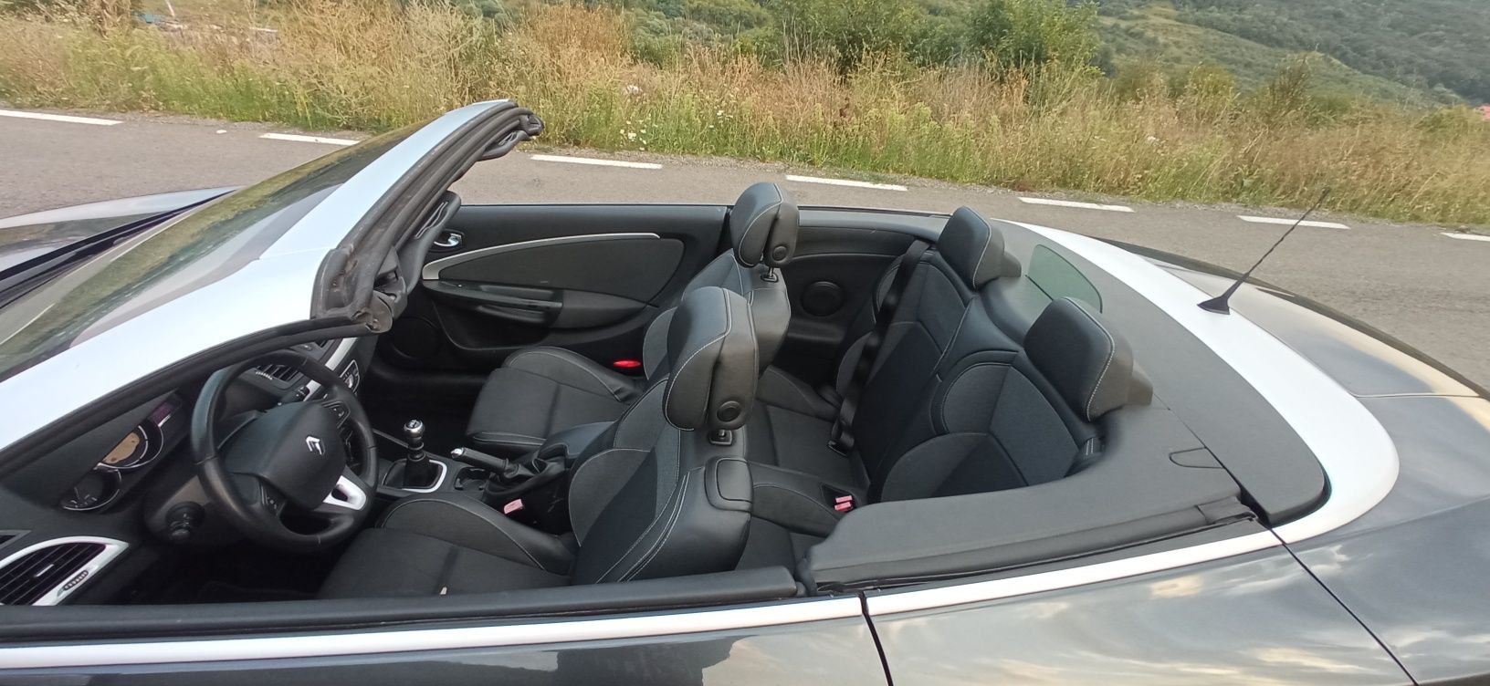 Vând Renault Megane 3 cabrio 1,5 DCI