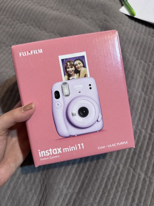 Продам Instax mini 11