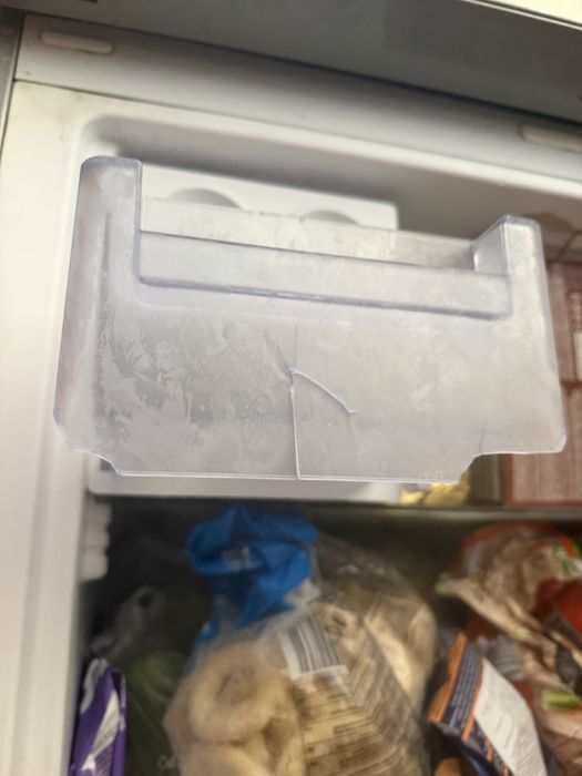 Хладилник Сив Беко