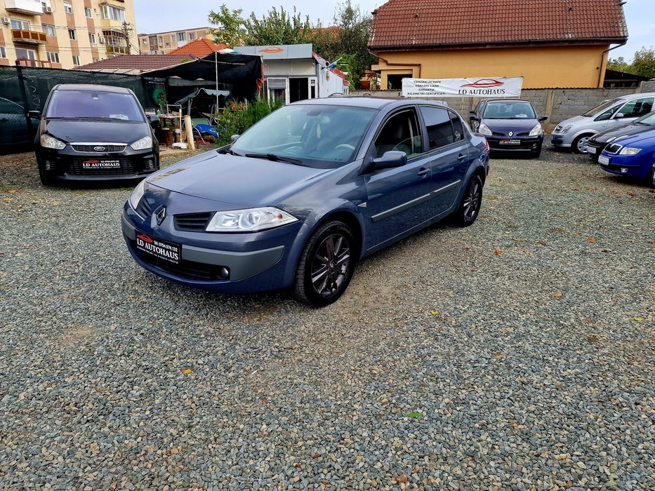 Renault Megan 1.6 benzină Parc Auto Rate sau Cash