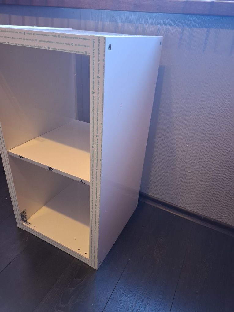 Ikea стелаж-кутия