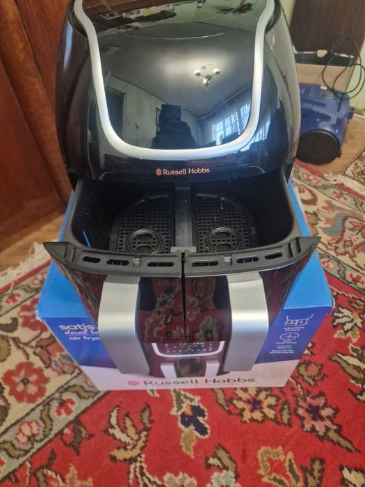 Friteuza Russell Hobbs