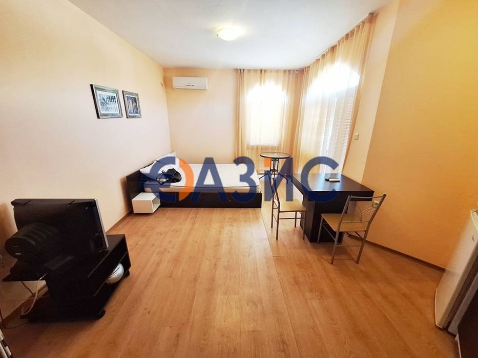 Продава се Едностаен апартамент в к.к. Слънчев бряг - 42 кв.м за 1131 €/кв.м - Снимка #2