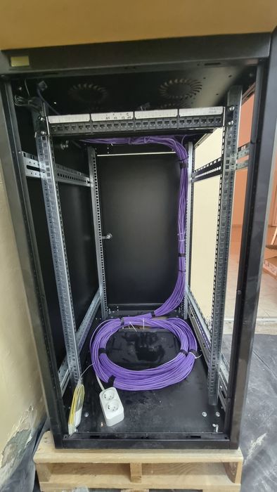 Servicii Profesionale: Cablare Structurată, Supraveghere, Interfon,s.a