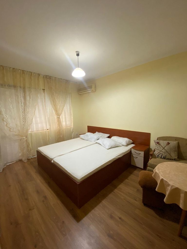 Продава се Двустаен апартамент в Казанлък - 45 кв.м за 1487 €/кв.м - Снимка #1