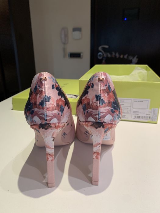Обувки Ted Baker