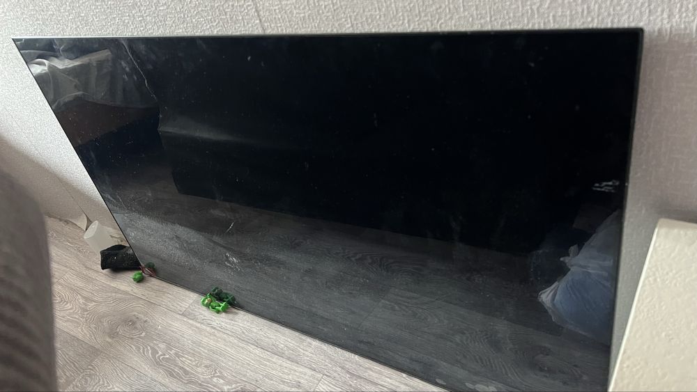 Телевизор LG OLED нерабочий