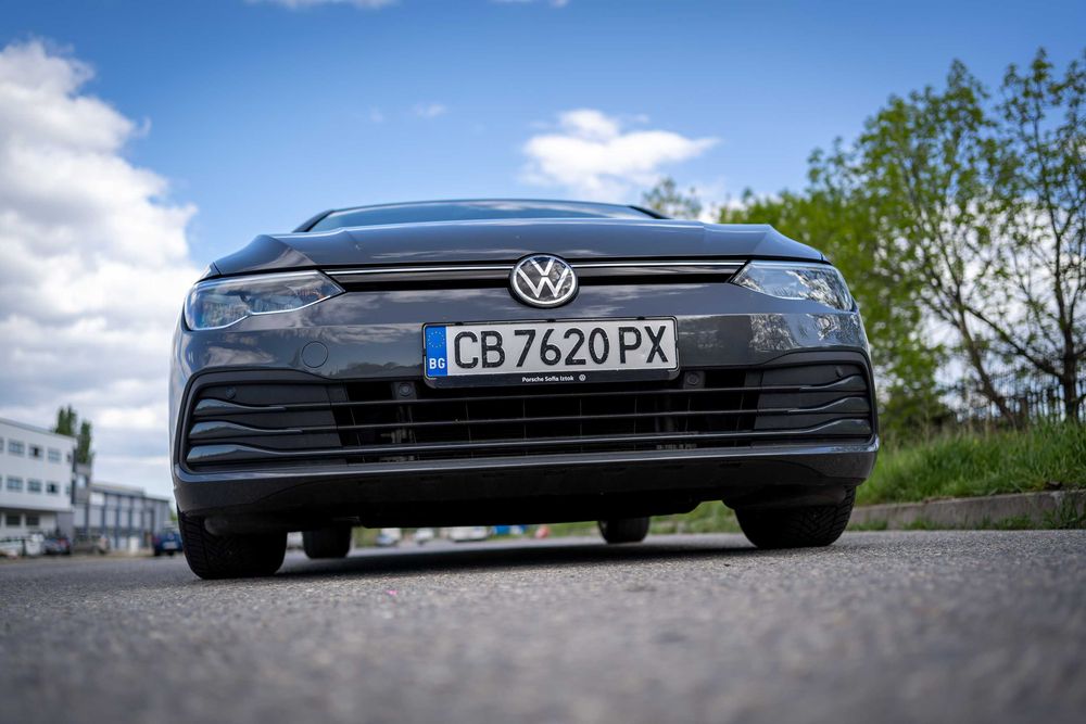Продавам Volkswagen Golf 8 - Life 1.5 e-TSI hybrid