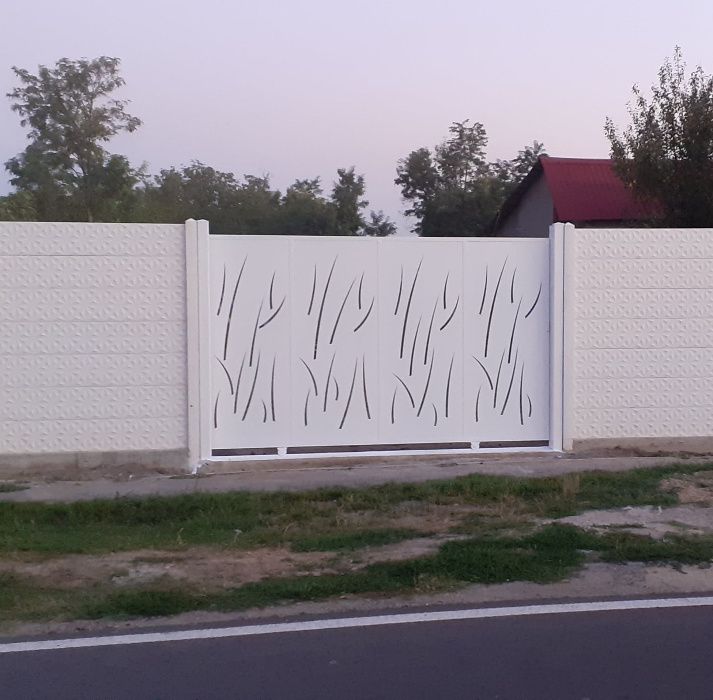 Garduri debitate plasmă, traforate