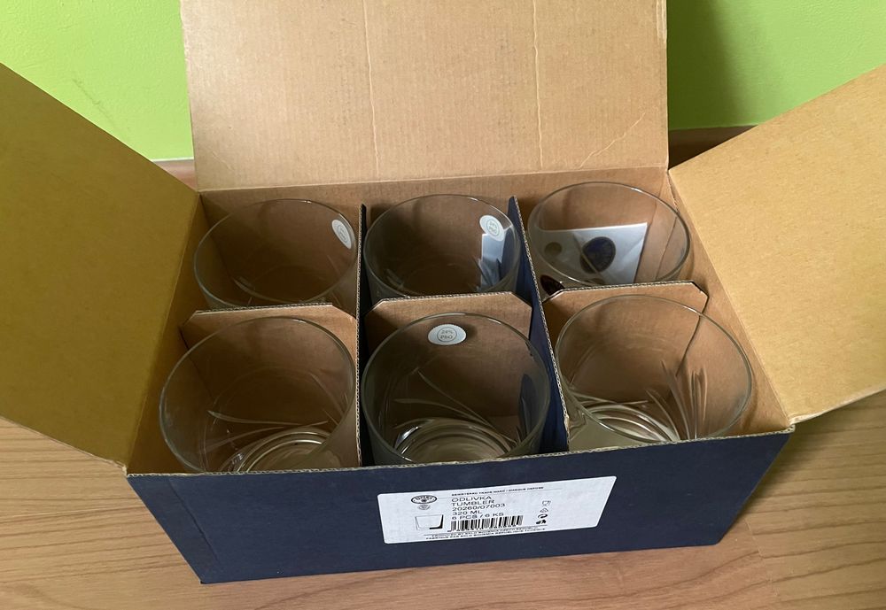 BOHEMIA - 45 лв.BUTLERS - комплект 5 чаши с чинийки+ кана за чай - 20