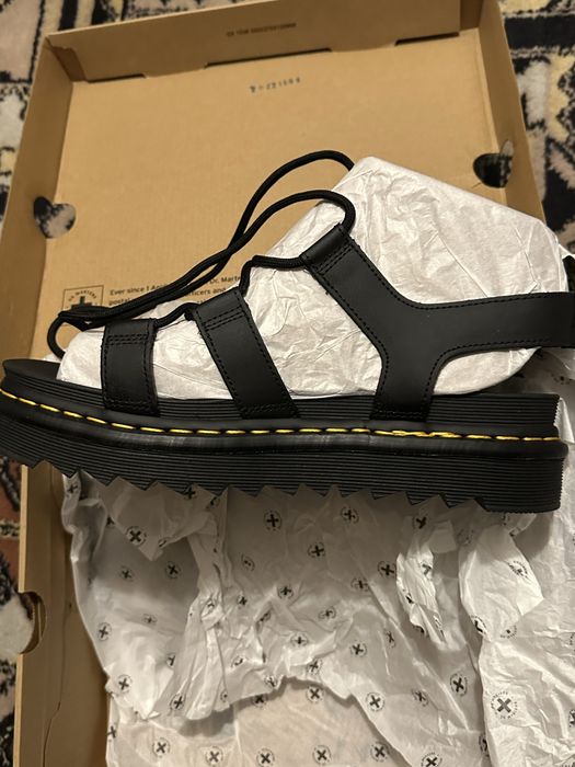 Sandale medicinale dr Martens