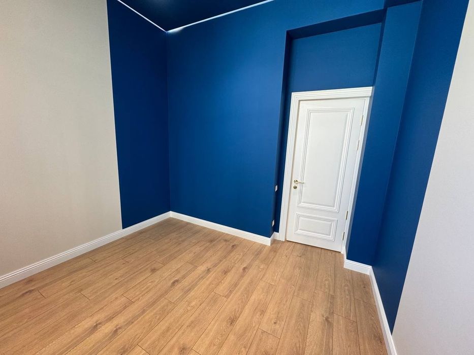 Продам квартиру на Циалковском новостройке Oq Saroy 3/1/9 75m2