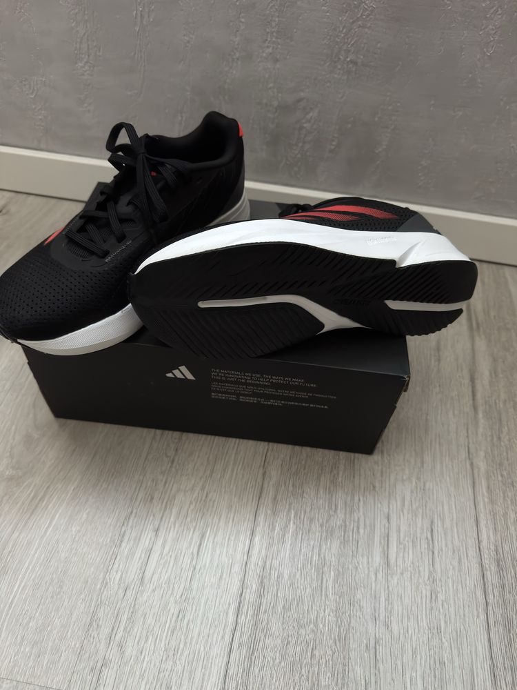 Маратонки Adidas