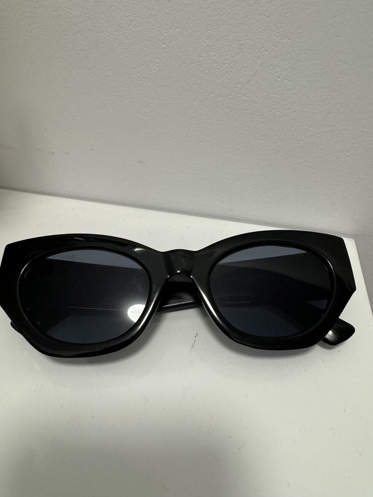 Ochelari de soare cat eye H&M