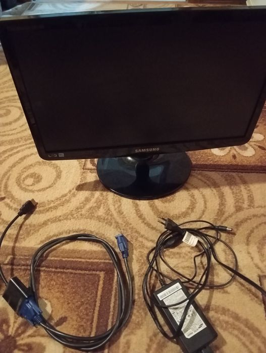 Монитор Samsung syncmaster sa100