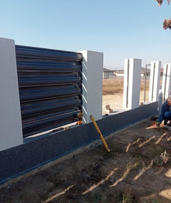 Garduri și porți detalii la telefon