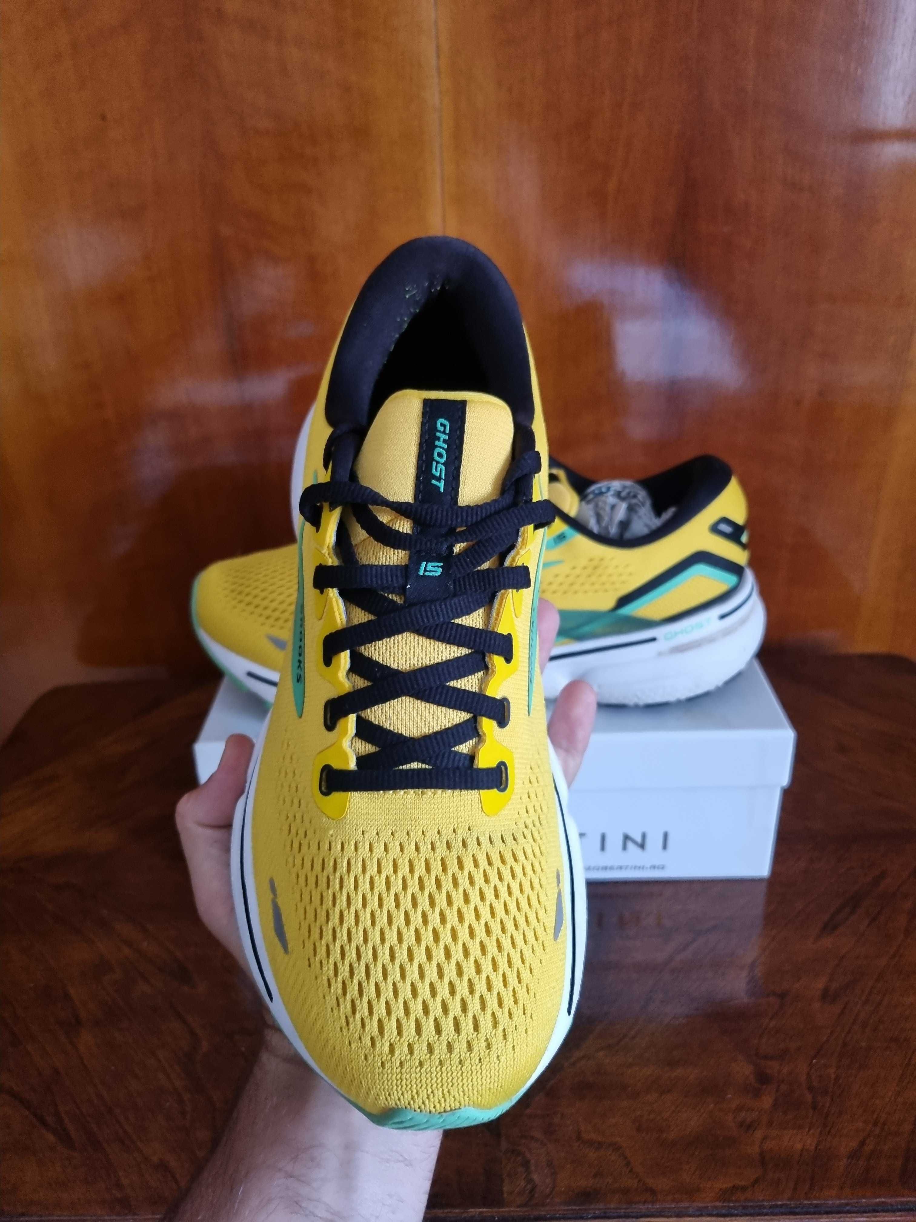 Adidasi Brooks (de sala,alergat, nu hoka,adidas,nike,mitzuno,asics)